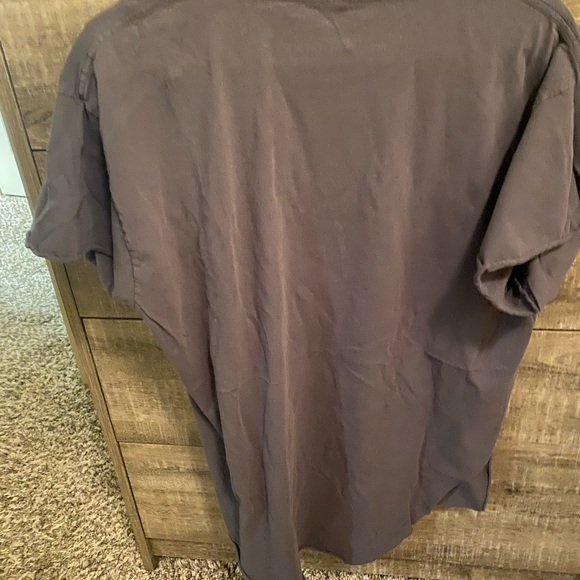 Gray tshirt large - Picture 3 of 3